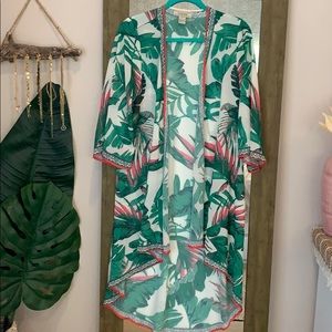 Vici tropical print kimono